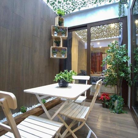 Rentalsevilla Looks Pretty And Modern Luaran gambar