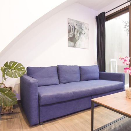 Rentalsevilla Looks Pretty And Modern Luaran gambar