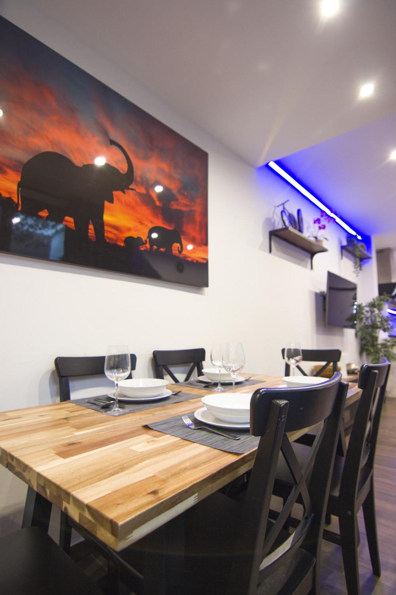 Rentalsevilla Looks Pretty And Modern Luaran gambar
